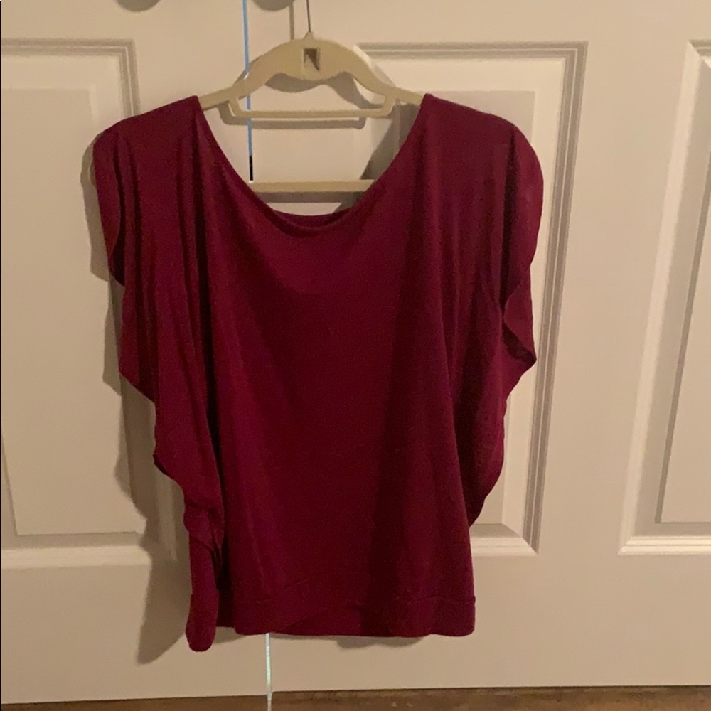 Loft tee. Cotton, split sleeve. Size M.
